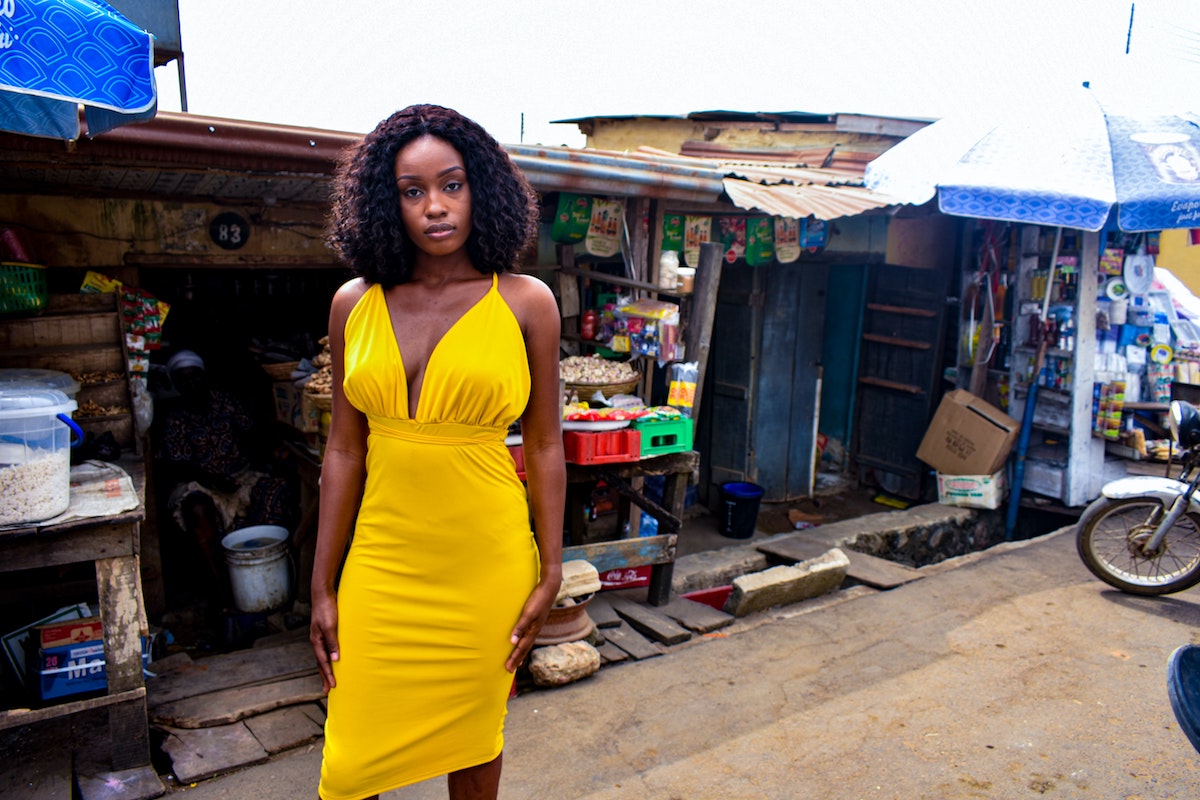 Dating a Nigerian Woman: Your Guide To Making It Work! FAQs.