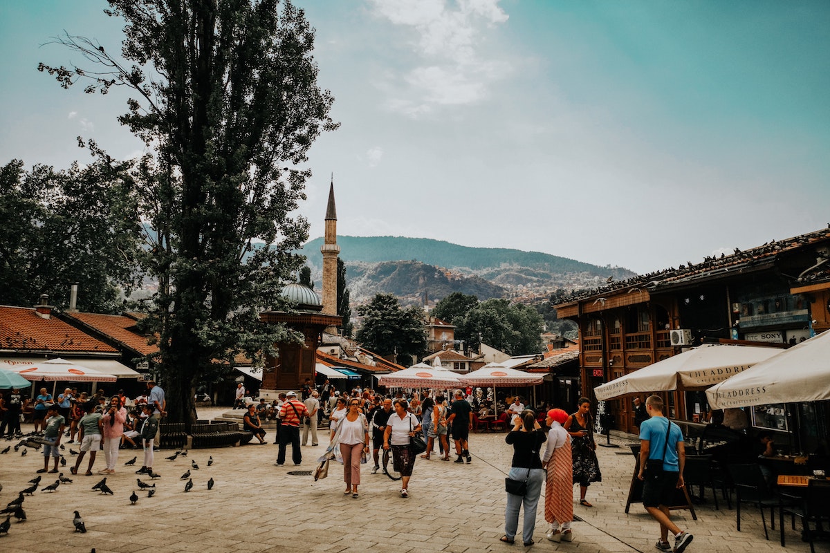 Dating In Bosnia: A Guide For Single Men And Women!