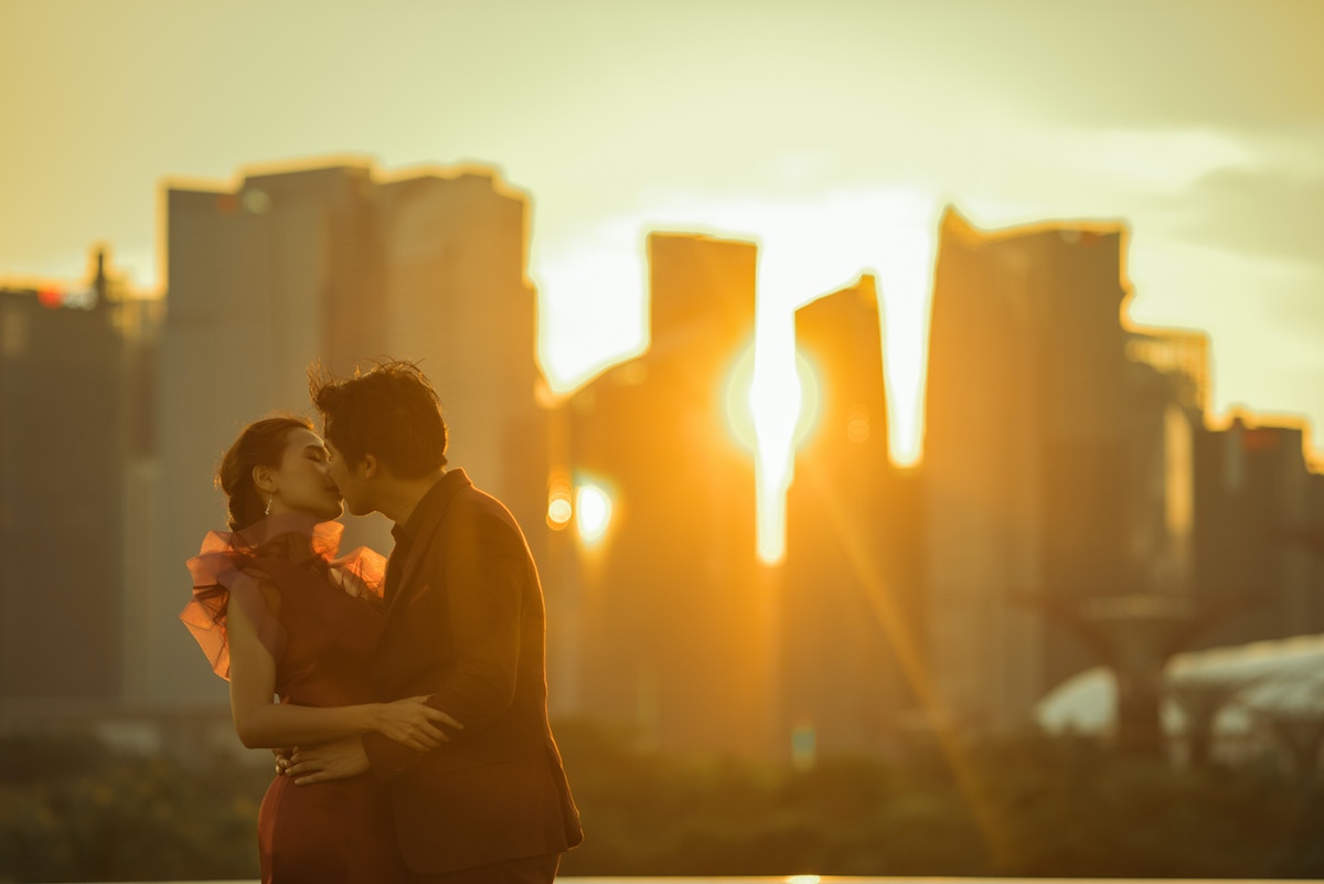 Navigating Singapore Dating Culture! A Foreigner's Guide!